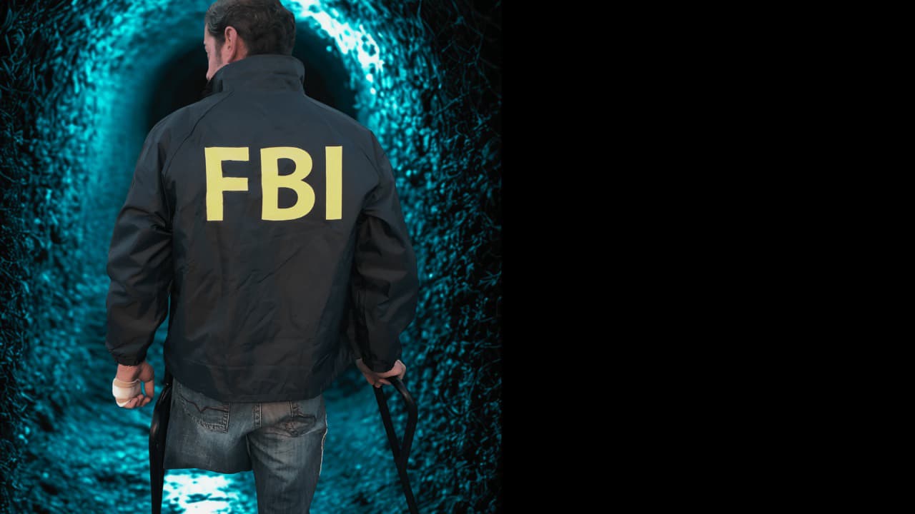 FBI Agent Warren from "The Creepy School Bus" story, in a tunnel.